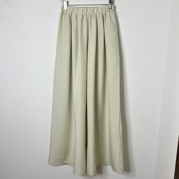 Pretty Little Thing Women's Wide Leg Palazzo Pants 2 Beige High Rise Pleated - Picture 3 of 10